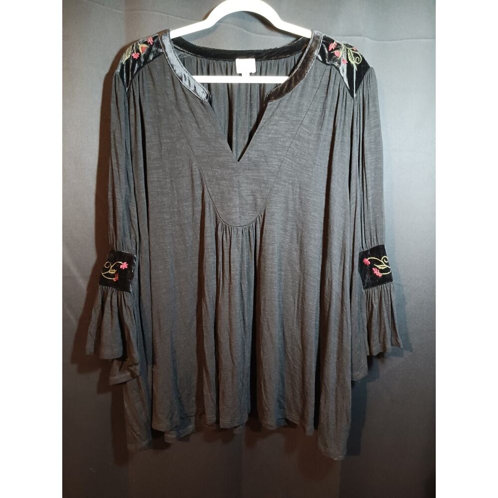Cupio Woman’s Boho Velvet Floral Embroidered Top Blouse Size 3x Flare Sleeve - Picture 1 of 5